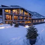 Emma Deluxe Aparthotel, Aircondition, Ganzjaehrig Beheizter Aussenpool & Skibus Direkt Vor Der Tuer Apart Otel
