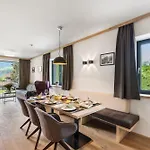 Aparthotel Emma Deluxe Aparthotel Piesendorf