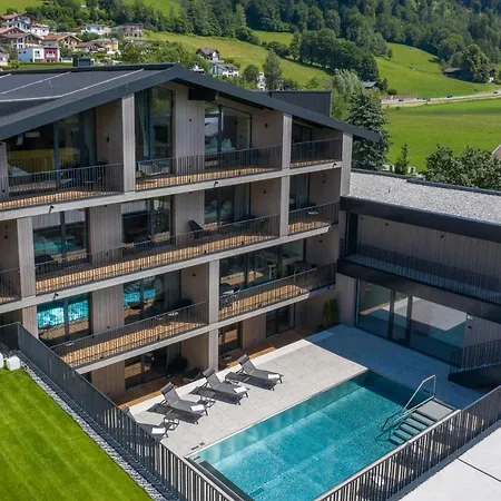 Emma Deluxe Mit Beheizten Aussenpool Direkt Beim Skibus Aparthotel Piesendorf
