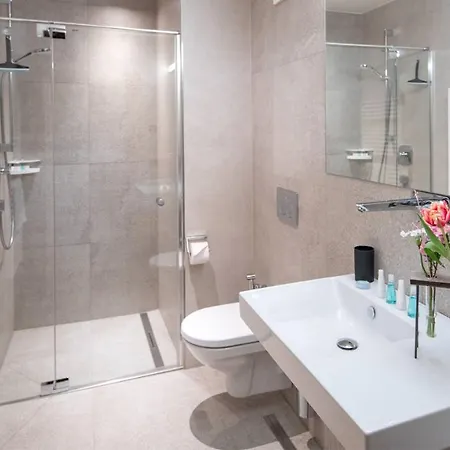 Emma Deluxe Direkt Beim Skibus Ganzjaehrig Beheizter Aussenpool Ξενοδοχείο με διαμερίσματα 4*