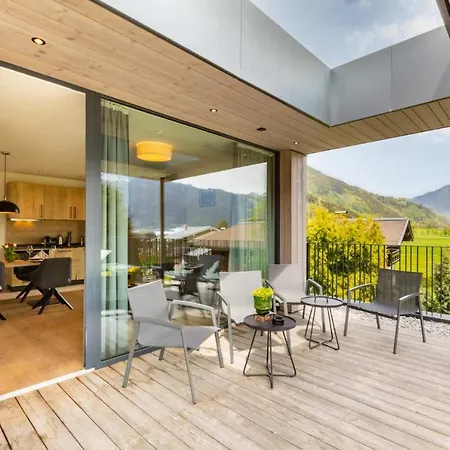 Aparthotel Emma Deluxe Direkt Beim Skibus Ganzjaehrig Beheizter Aussenpool