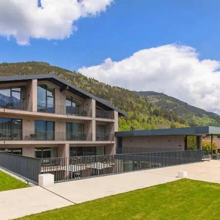 Aparthotel Emma Deluxe Mit Beheizten Aussenpool Direkt Beim Skibus Piesendorf