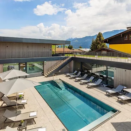 Aparthotel Emma Deluxe Aparthotel, Aircondition, Ganzjaehrig Beheizter Aussenpool & Skibus Direkt Vor Der Tuer