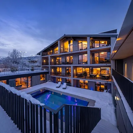 Emma Deluxe Mit Beheizten Aussenpool Direkt Beim Skibus Lägenhetshotell *