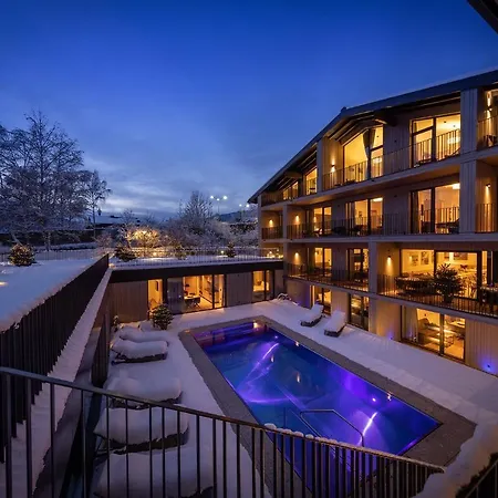 Emma Deluxe Mit Beheizten Aussenpool Direkt Beim Skibus Lägenhetshotell *