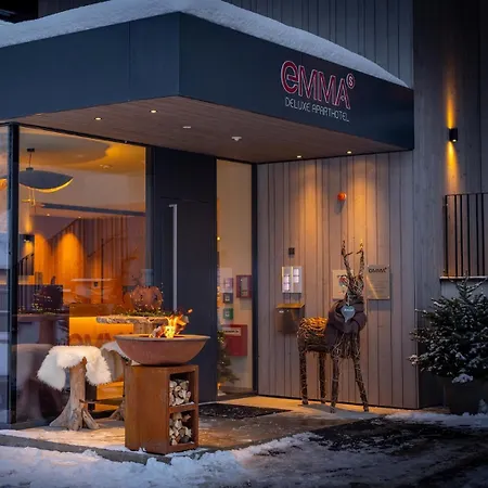 Ξενοδοχείο με διαμερίσματα Emma Deluxe Direkt Beim Skibus Ganzjaehrig Beheizter Aussenpool