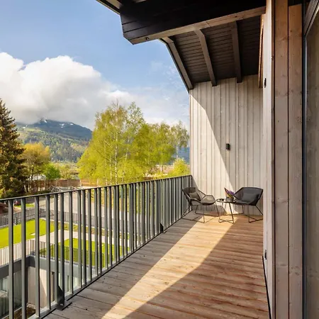 Emma Deluxe Aparthotel, Aircondition, Ganzjaehrig Beheizter Aussenpool & Skibus Direkt Vor Der Tuer 4* Piesendorf