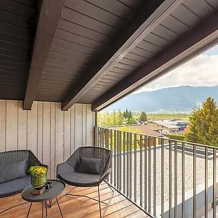 Emma Deluxe Aparthotel, Aircondition, Ganzjaehrig Beheizter Aussenpool & Skibus Direkt Vor Der Tuer 4*
