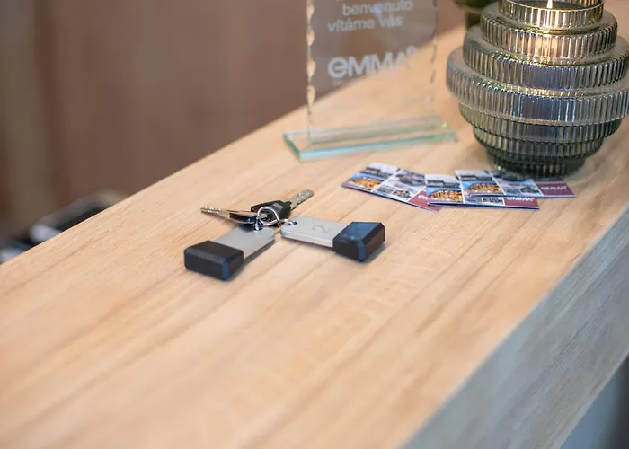 Emma Deluxe Aircondition In Summer & Ganzjaehrig Beheizter Aussenpool Direkt Beim Skibus