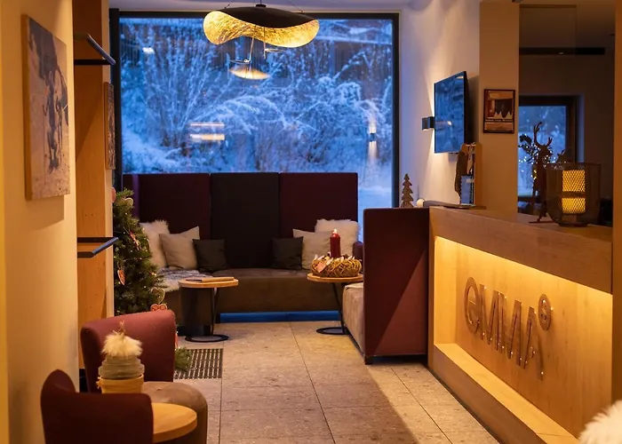 Emma Deluxe Aparthotel, Aircondition, Ganzjaehrig Beheizter Aussenpool & Skibus Direkt Vor Der Tuer شقة فندقية 4*