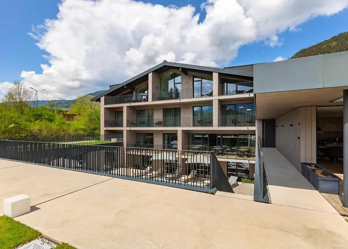 Emma Deluxe Aircondition In Summer & Ganzjaehrig Beheizter Aussenpool Direkt Beim Skibus Piesendorf