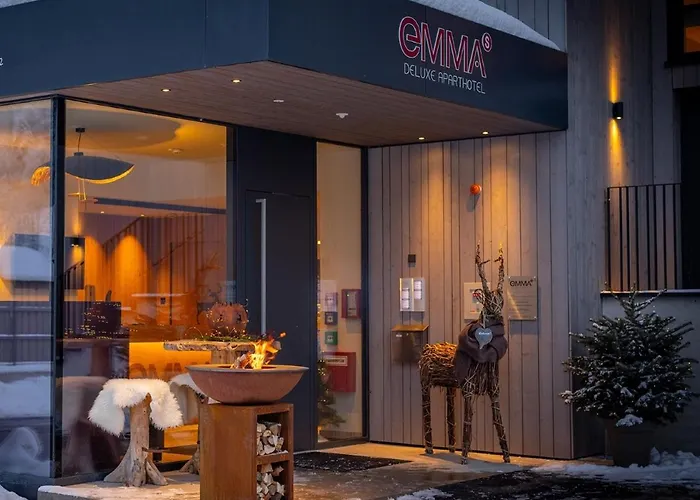 Aparthotel Emma Deluxe Aparthotel, Aircondition, Ganzjaehrig Beheizter Aussenpool & Skibus Direkt Vor Der Tuer