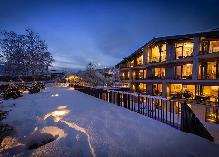 Emma Deluxe Aparthotel, Aircondition, Ganzjaehrig Beheizter Aussenpool & Skibus Direkt Vor Der Tuer شقة فندقية