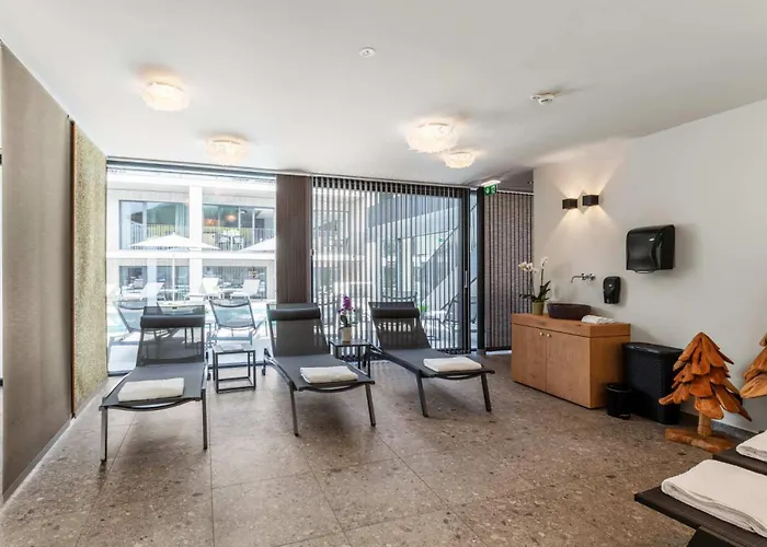 Emma Deluxe Aparthotel, Aircondition, Ganzjaehrig Beheizter Aussenpool & Skibus Direkt Vor Der Tuer شقة فندقية بيسندورف