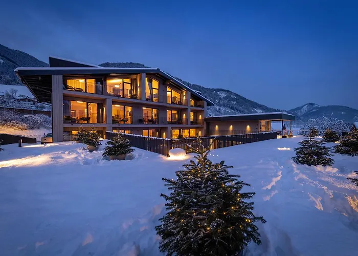 アパートホテル Emma Deluxe Aparthotel, Aircondition, Ganzjaehrig Beheizter Aussenpool & Skibus Direkt Vor Der Tuer
